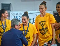 tatiana-kulikova-aek-greek-cup-ceremony-19